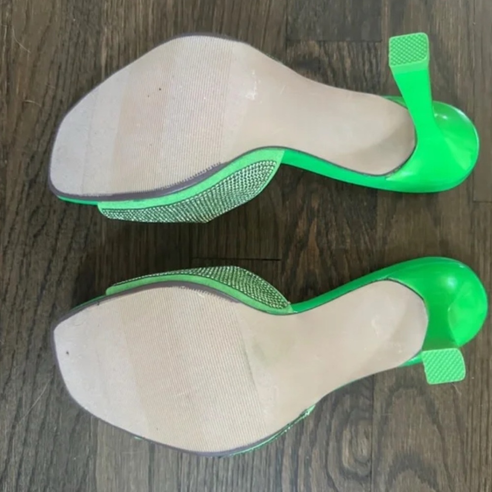 Wild Pair Sparkling Green Slide Sandals - Picture 6 of 7